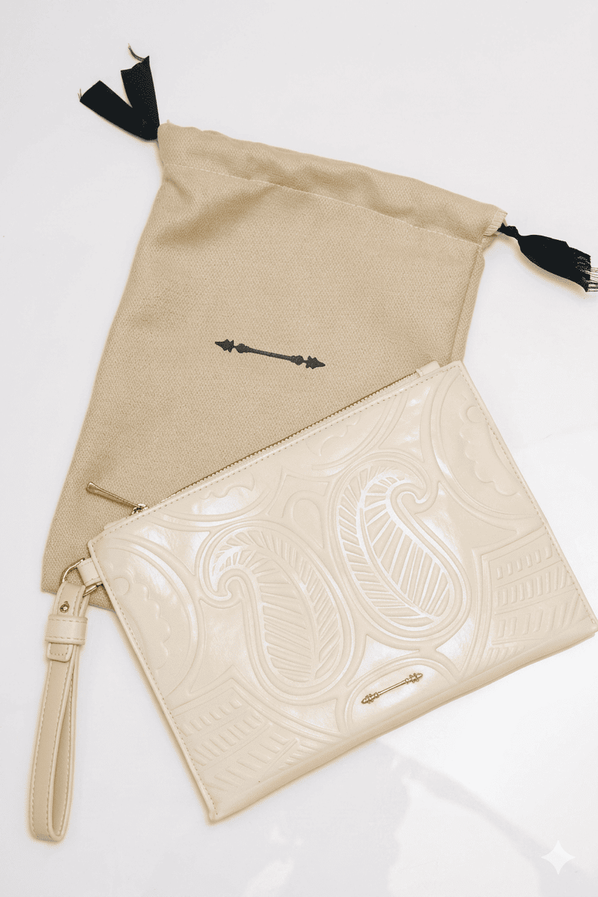 PREMIUM BEIGE OKHTEIN CLUTCH
