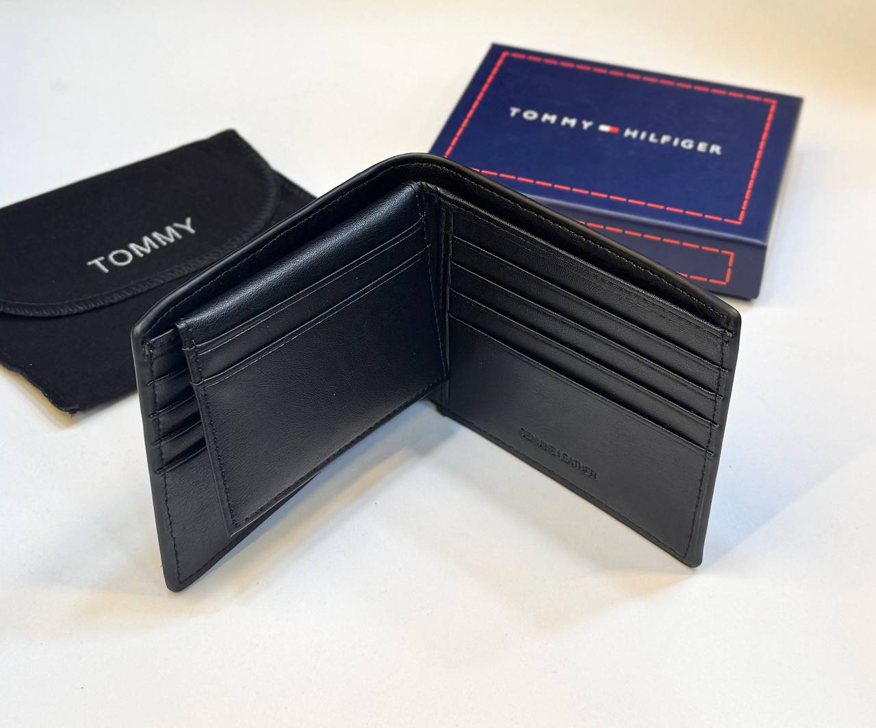 TOMMY K187 WITH BOX AND BAG