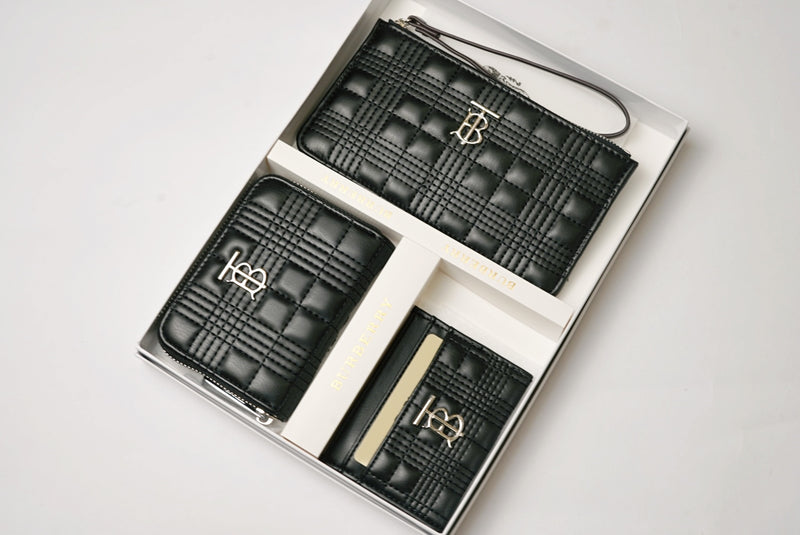 BURBERRY K486