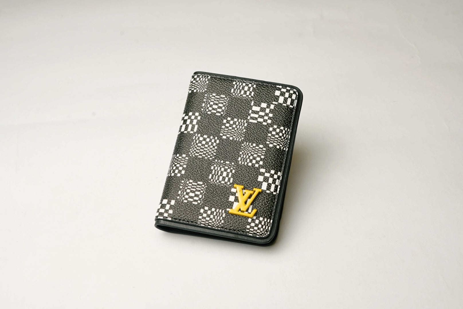 FLIP LV WALLET K520