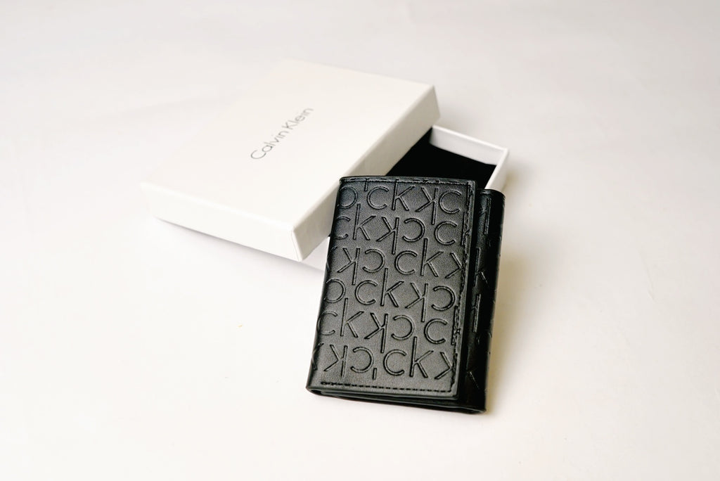 Calvin Klein wallet K23