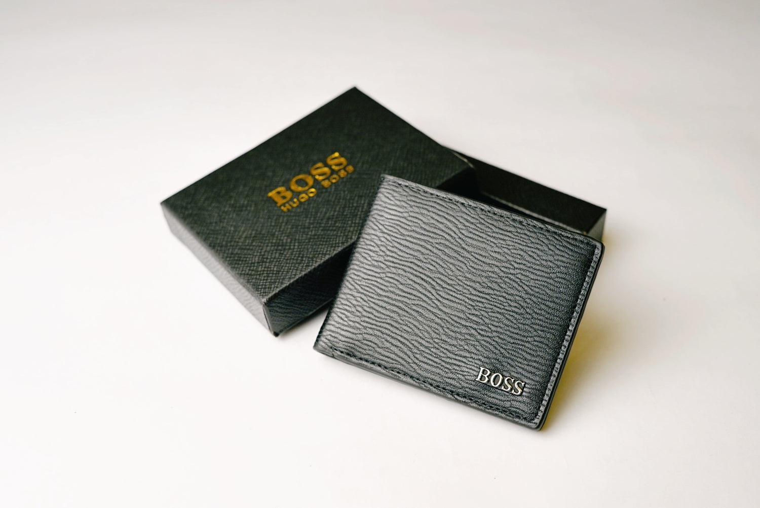 BOSS K251 WITH BOX AND BAG