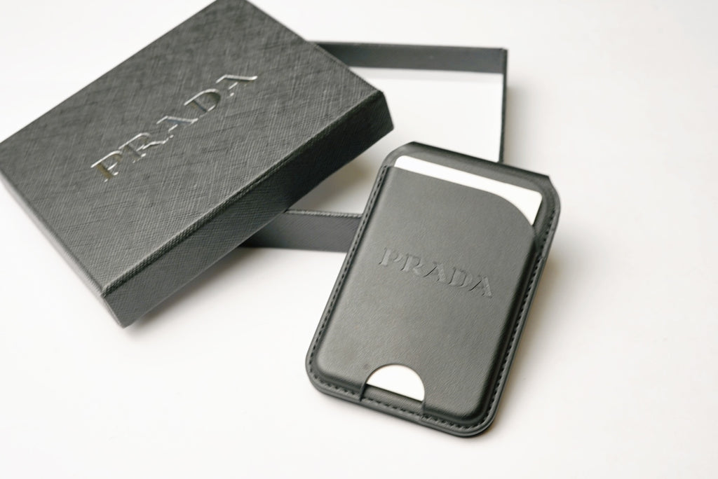 PRADA 2 IN 1 MAGNETIC CARD HOLDER K524