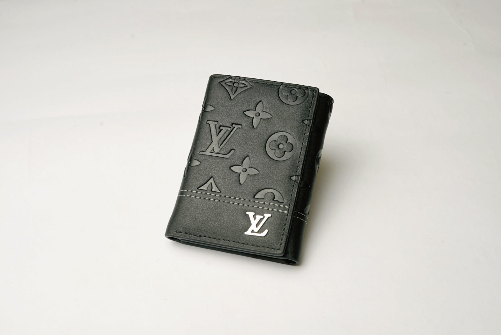 Louis Vuitton wallet K15