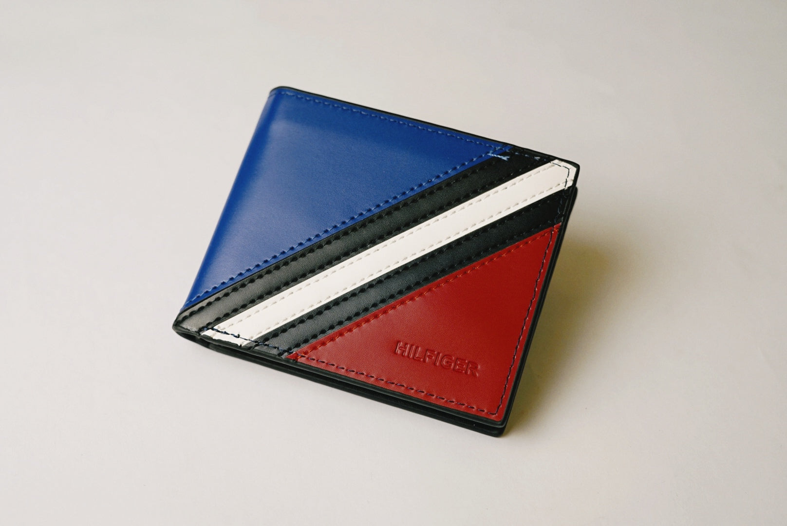 TOMMY K187 WITH BOX AND BAG