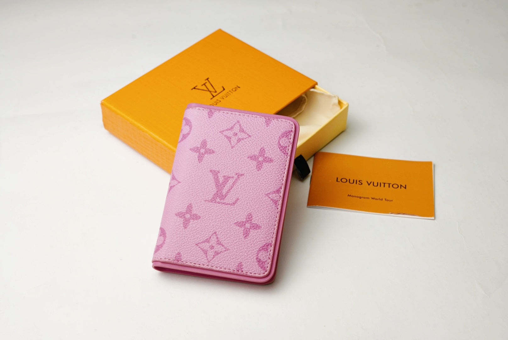 FLIP LV WALLET K523